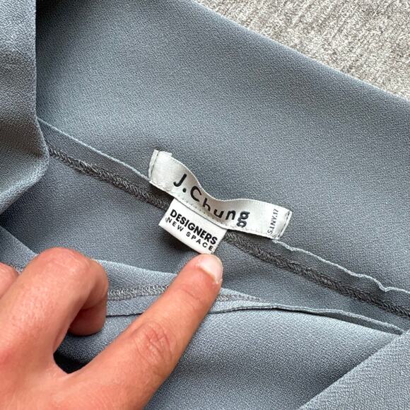 Asymmetric Midi Skirt - Picture 2 of 3